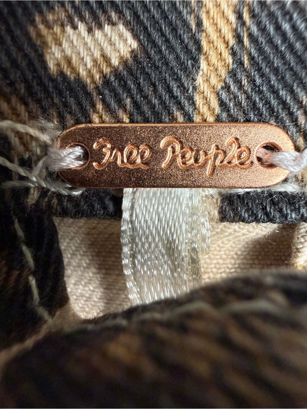 Free People | Leopard Print Cropped Denim Trucker Jacket | Size M - Picture 3 of 10